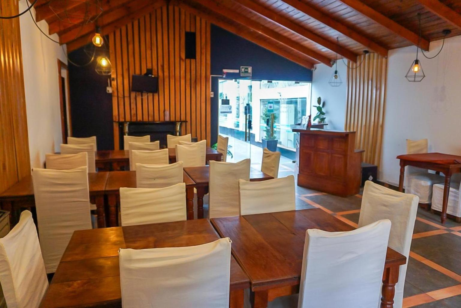 Apart Hotel Libertador El Calafate Eksteriør bilde