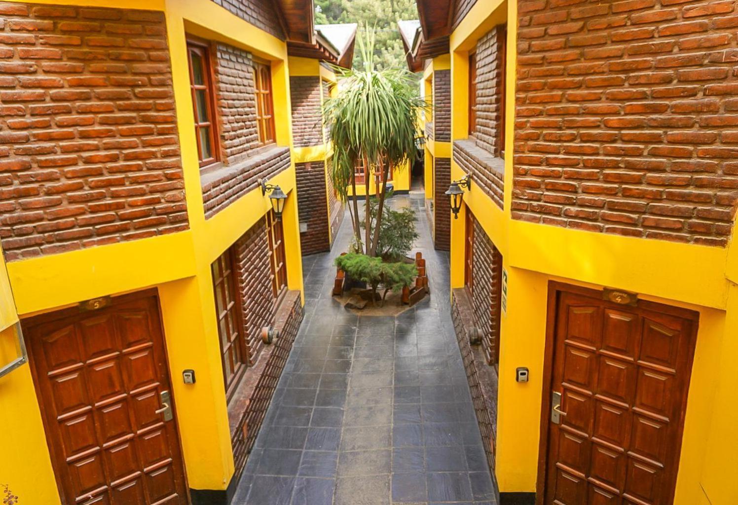 Apart Hotel Libertador El Calafate Eksteriør bilde