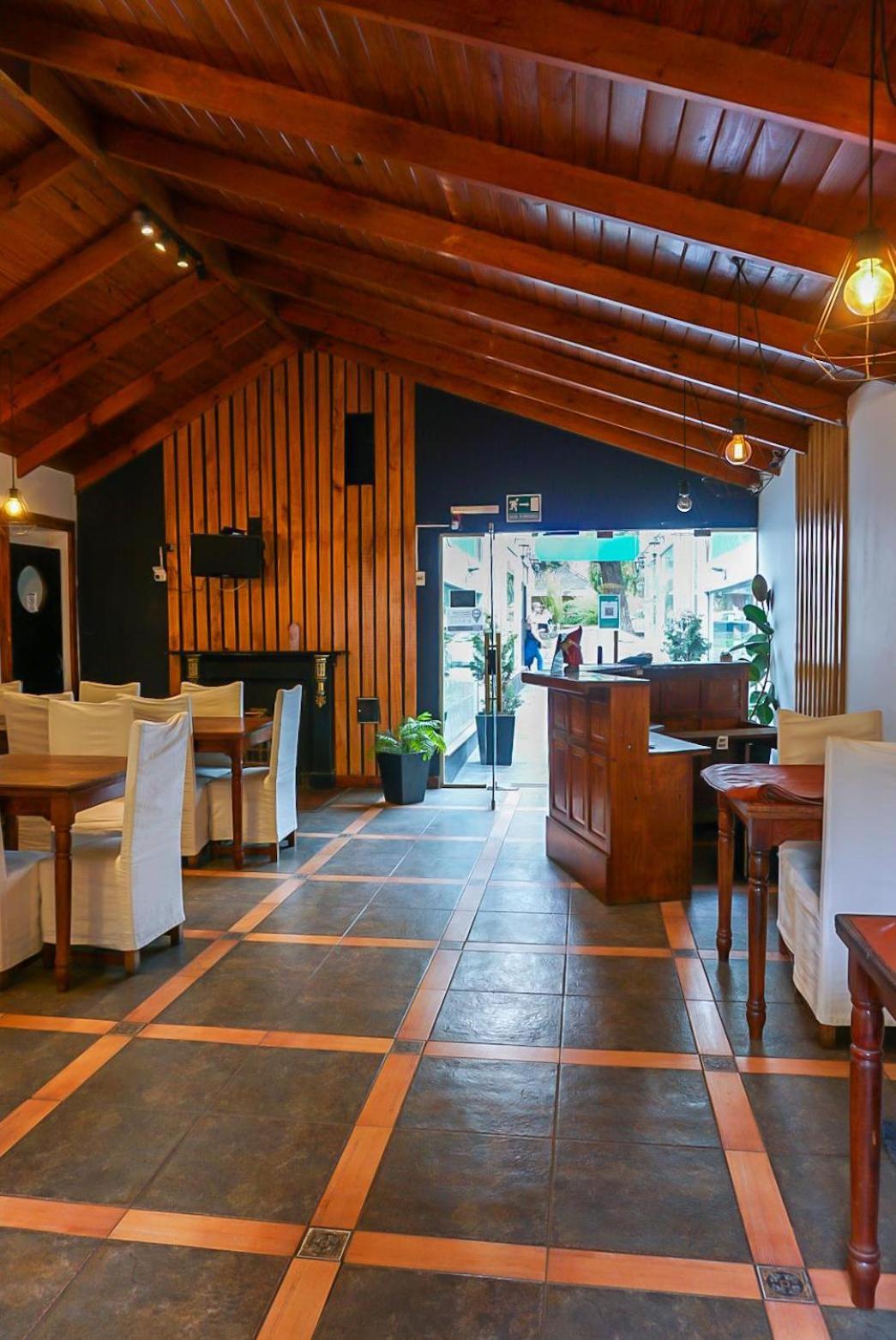 Apart Hotel Libertador El Calafate Eksteriør bilde